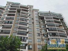 两房朝南,交通便利,繁华地段,采光充足