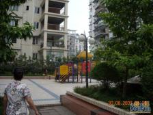 两路空港 龙凤花园三房60万