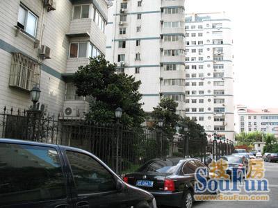 开隆公寓实景图