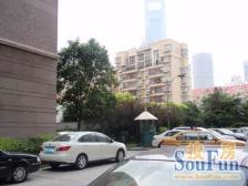 陆家嘴罕见的南北通板楼户型,居住舒适,配套