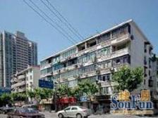 朝南一室,天井已搭,美丽家园已做,有钥匙,看房随时,近轨交