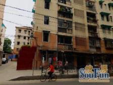 地铁4号13号,视野开阔,阳光好,闹中取静,接受转学