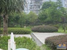 户型方正 采光好 家电家具齐全 交通便利