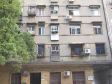 周边配套齐全 超市 菜场 商城 小吃街 便利店 地铁