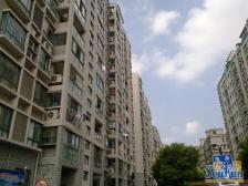 精装修4年拎包入住,中间楼层,边套全明,看房方便