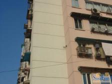 非顶楼,精装修,一梯两户,双南两房,采光和视野很好