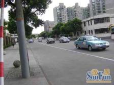 大院子 随时可以看房 诚意出售