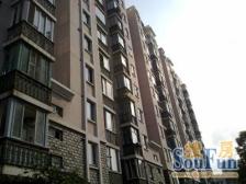 3房2卫多层4楼,得房率85以上,02年商品房,业主诚售