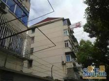 复旦五角场附近,10.18号线国权路,中间楼层,户型方正。