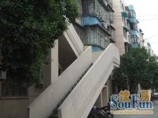 彭浦地铁口.飞机户型三房一厅.三南一北.全明户型