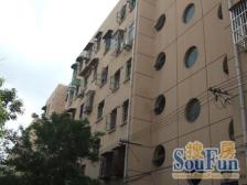 小区中间位置,单价低房子满五采光充足配套齐全。