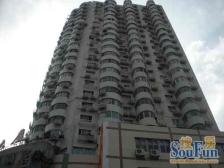 闹中取静,繁华地段,精装修,诚意出售