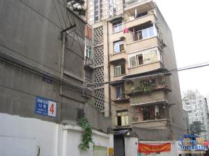 海椒市街12号1室1厅东南