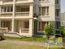 三房两厅一卫的户型,业主诚心出售,配套齐全