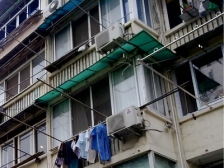 近地铁、位置很安静,满五 v一、简装修可拎包入住