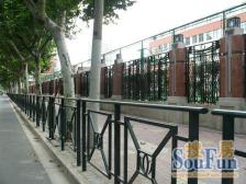 南北两房客厅有窗全明且带一个露台*发挥空间很大*内环内配套