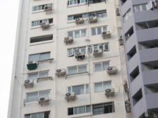 装修齐全,交通便利,采光充足,繁华地段