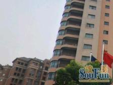 电梯中层,精装修,户型正气,上实东,花园位置,金色中环