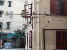 愚园路1032弄131支弄 2室1厅 南 北