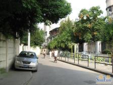 近百年愚园路,出门地铁站,精装拎包住,近期必卖