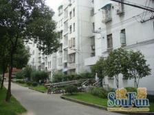 一梯四户,主卧朝南,品质小区,居家装修,诚意出售,业主急售