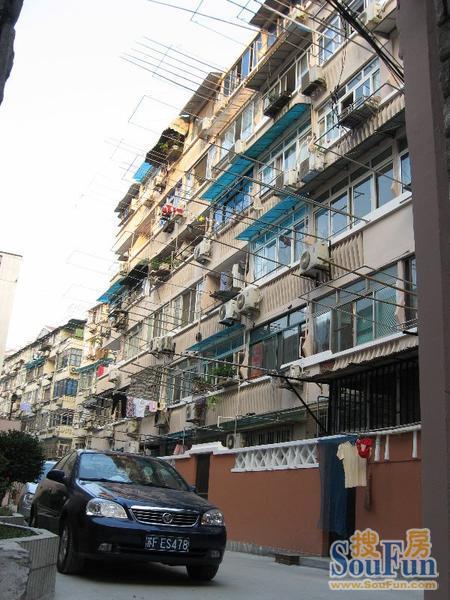 小区相关图