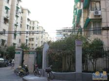 精装大2房带小院,智能家居满足您的品质生活