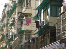 徐家汇港汇旁南北通大二房,带20平方花园,房东置换诚意出售!