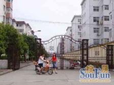 近地铁,河景房,采光通风好,总价低