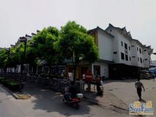 电梯房,精装修,位置安静,得房率高