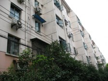 镇北小区双楠两房,采光优秀,美丽家园以做。