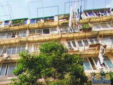 背靠百年愚园路,走路3min到江苏路站,带院子