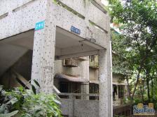 小区在南坪四公里轻轨和环线旁边出行方便