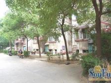 小区干净整洁 全明户型方形板正 户型通透客厅连阳台