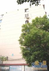 一附院旁电力局宿舍,低楼层,有院子门卫停车方便