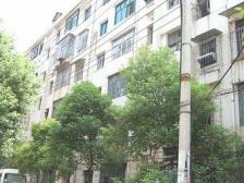 里洲小区 南北通透,采光好 装修好,环镜优美 视野好,诚心出售