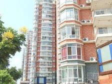 千禧颐河园简装三房出售,太阳好,通透,看中可以商量