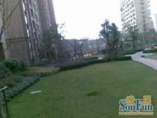 06年现浇房+带阁楼+精装修+近地铁+诚意出售