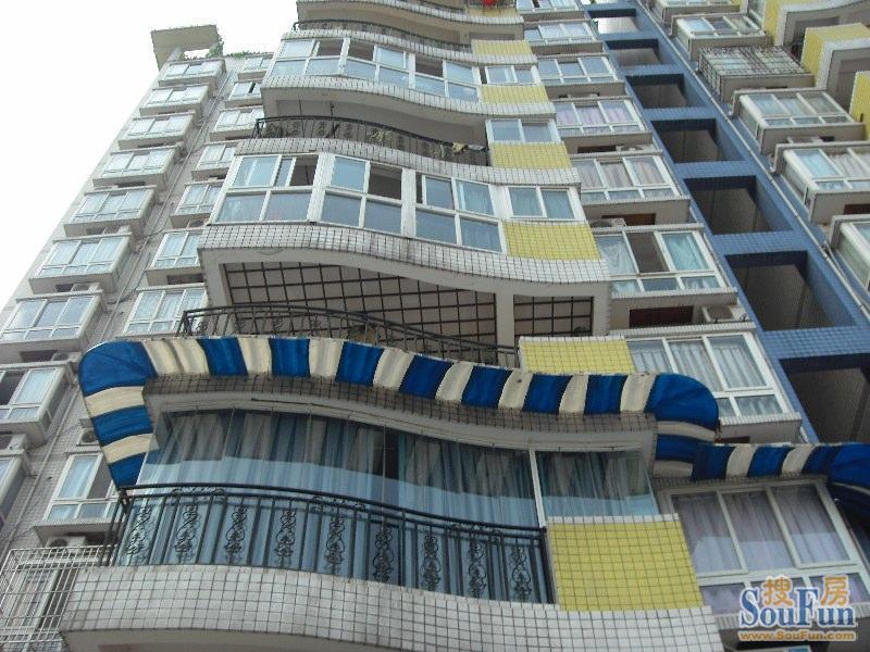 江北绿湾嘉景苑131平3居配套成熟位置好90万限时急售