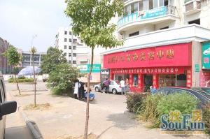 佐岸明珠 南北通透,采光好 装修好,环镜优美 中间楼层