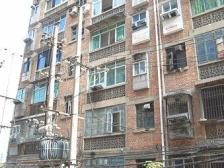 坝口巷 南北通透,采光好 视野好,诚心出售