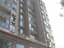 位于小区中间位子 不临街 居住舒适