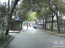 近地铁,户型好,南北通风,梯户比少,生活配套齐全