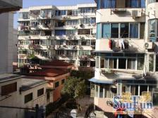 好的楼层,不靠马路,采光视野无遮挡,近地铁