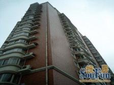 业主诚心出售,故割爱出售此房,02年商品房,价格好谈