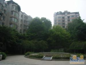 文庙前街67号1室0厅东南