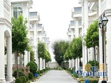 溢盈河畔别墅 5室3厅 南 北