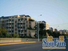 小区总价低,业主诚心出售,看中价格还可以谈