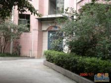 聚丰花园 大三房 大阳台 双轻轨 交通方便 配套齐全