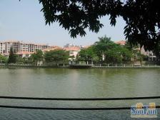 新世界花园复式通透三房,边位带露台,装修保养新